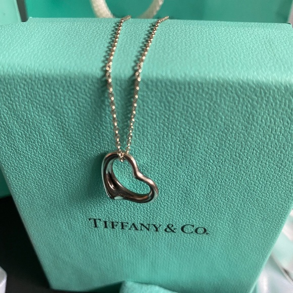 🎁 TIFFANY Elsa Peretti Open Heart Necklace - Picture 5 of 6